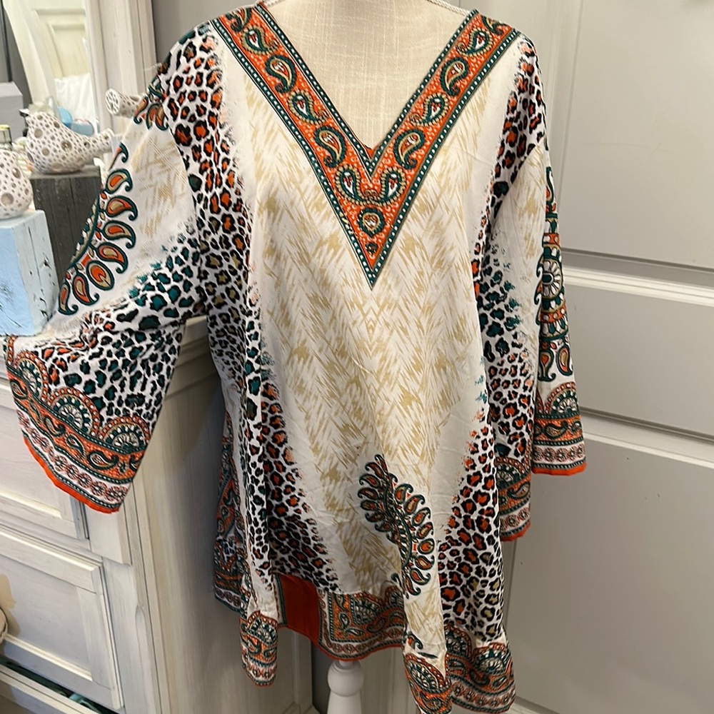 Lapogee Size 3X Multicolor Bohemian Print Women's Top